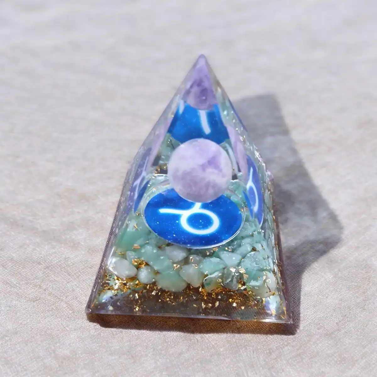 pyramide orgonite